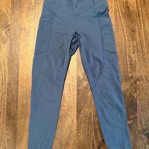 Everlane Side Pocket Legging - Navy